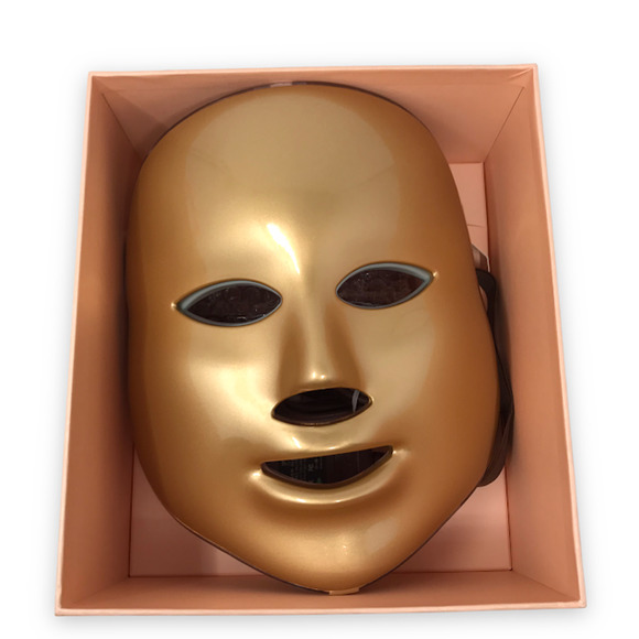 MZ Skin by DR. Maryam Zamani Skincare Mz Skin By Dr Maryam Zamani Light Therapy Golden